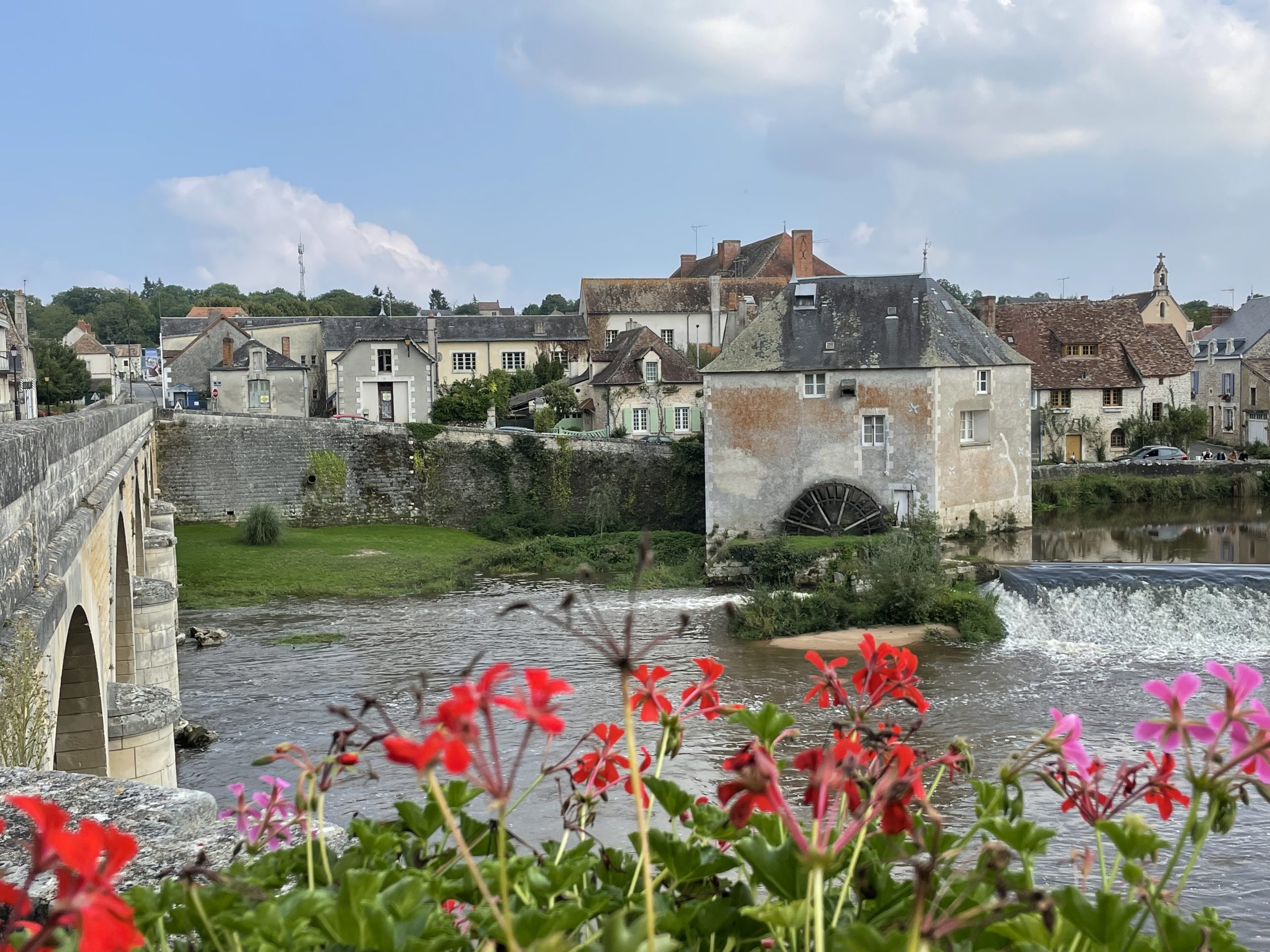 saint pierre de maille Chateâu de la Boutinière water wheel