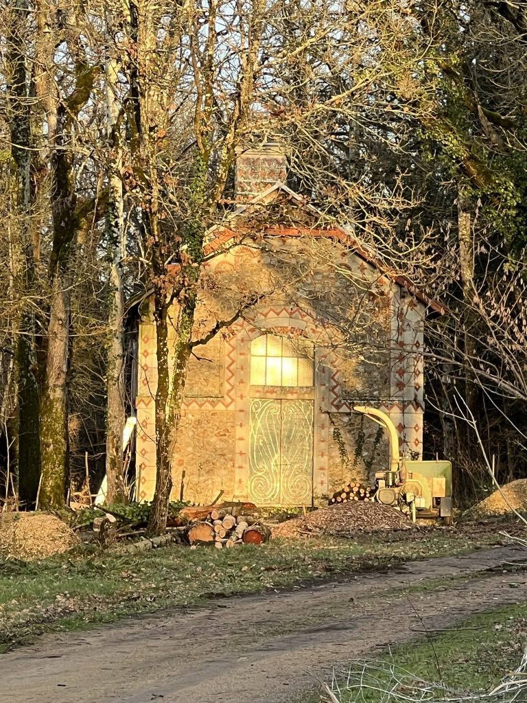 Hunting Lodge - Mid-Winter at the Chateau de la Boutiniere 