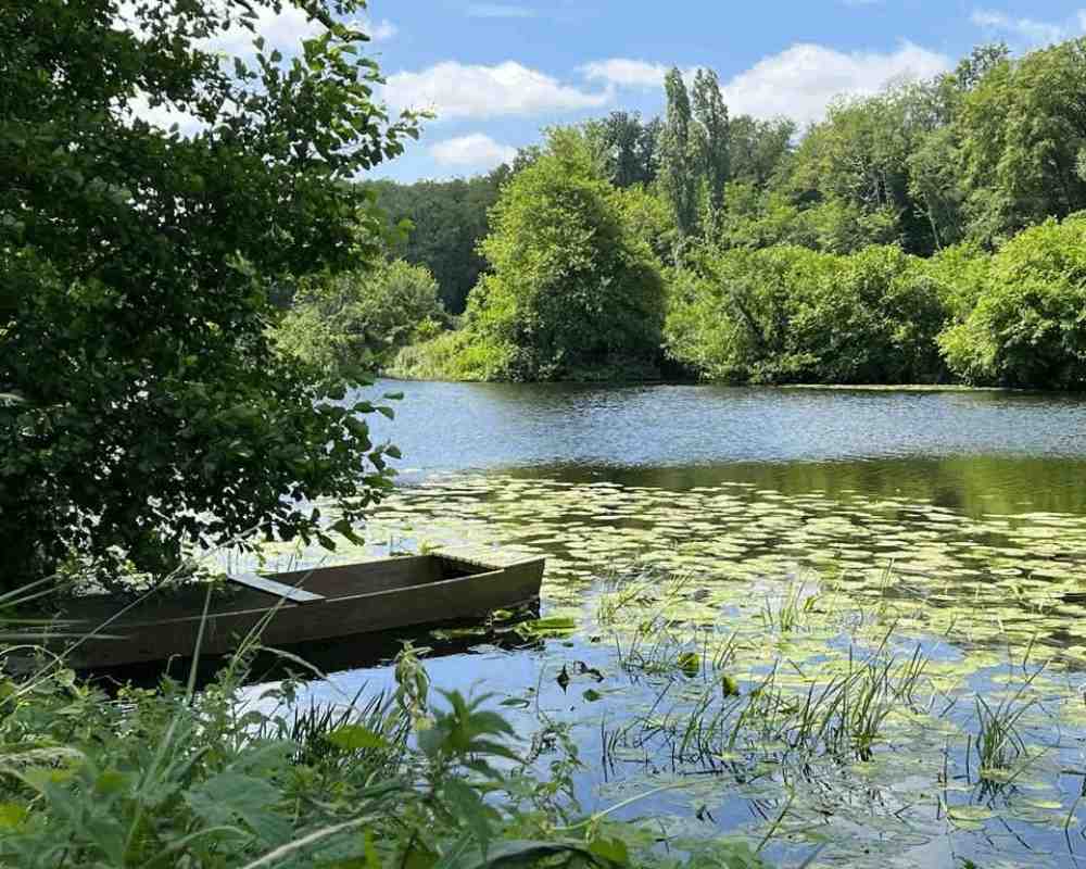 Château stays in France with access to tranquil lakes and countryside near Château de la Boutinière, reflecting the peaceful rural landscape guests can explore during their stay.